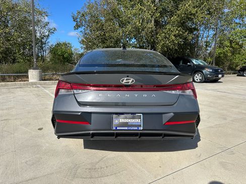 New 2026 Hyundai Elantra SEL Sport Premium w/ Cargo Package image 5