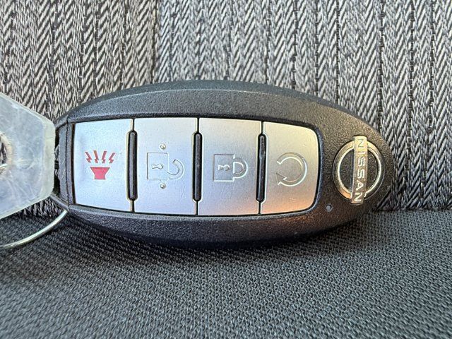 Used 2022 Nissan Rogue SV FWD image 24