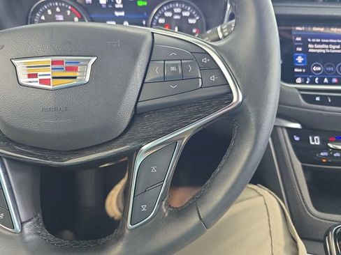 Used 2023 Cadillac XT5 Premium Luxury w/ Technology Package AWD/4WD image 19