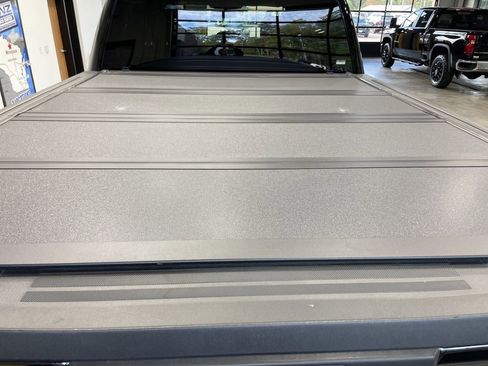 Used 2022 Ford F150 XLT w/ Equipment Group 301A Mid AWD/4WD image 10