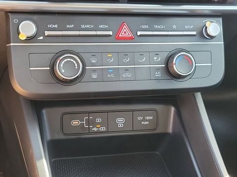 New 2026 Hyundai Tucson SE image 11