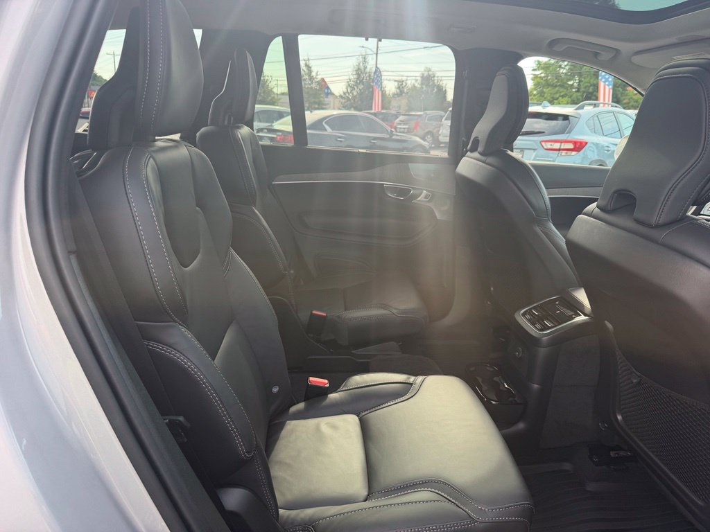 Used 2025 Volvo XC90 T8 Ultra AWD/4WD image 27