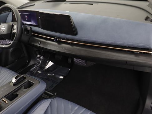 Used 2024 Nissan Ariya PLATINUM+ image 20