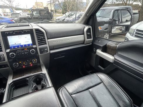 Used 2020 Ford F250 Lariat w/ Lariat Value Package AWD/4WD image 29