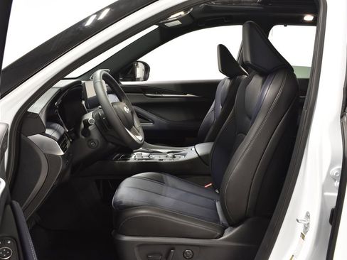 New 2026 INFINITI QX60 Sport w/ Dark Cargo Package image 10