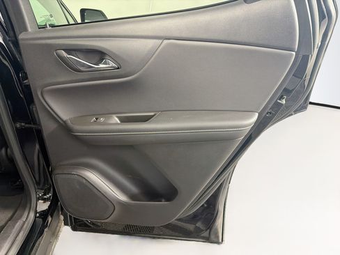 Used 2025 Chevrolet Blazer LT AWD/4WD image 31