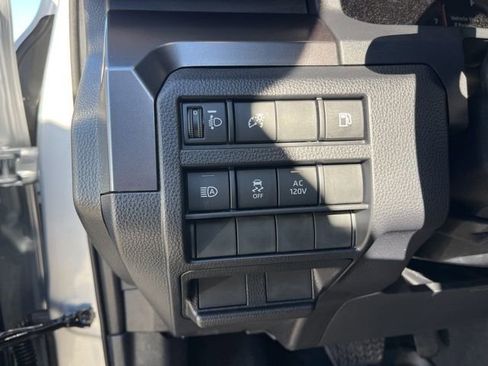Used 2025 Toyota 4Runner TRD Off-Road AWD/4WD image 16