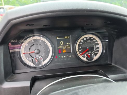 Used 2018 RAM 1500 Express w/ Express Value Package RWD image 8