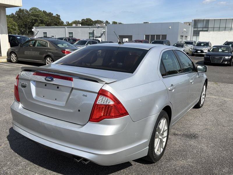 Used 2011 Ford Fusion SEL FWD image 8