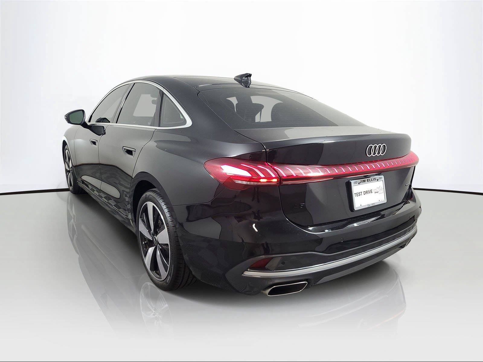 Used 2025 Audi A5 2.0T Premium AWD/4WD image 4