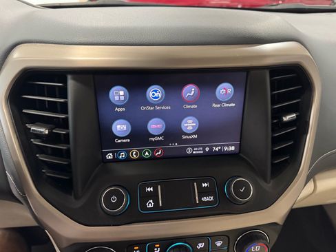 Used 2023 GMC Acadia Denali w/ Denali Ultimate Package AWD/4WD image 31