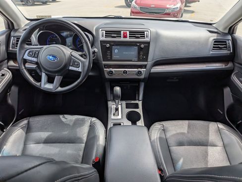 Used 2017 Subaru Outback 2.5i Limited AWD/4WD image 26