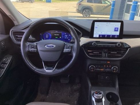 Used 2021 Ford Escape Titanium w/ Titanium Elite Package AWD/4WD image 20