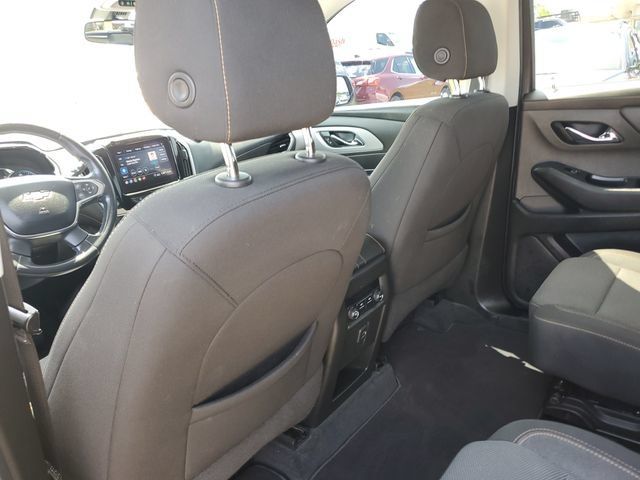 Used 2021 Chevrolet Traverse LT FWD image 15