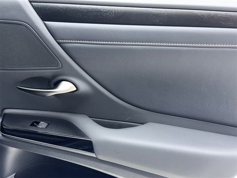 Used 2023 Lexus ES 350 w/ Premium Package image 48