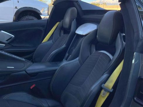 Used 2022 Chevrolet Corvette Stingray Premium Conv w/ Z51 Performance Package image 42