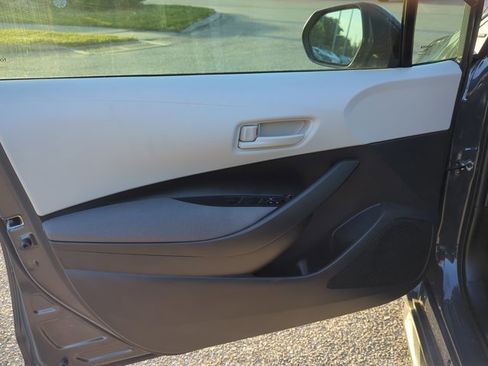 Used 2026 Toyota Corolla LE FWD image 9