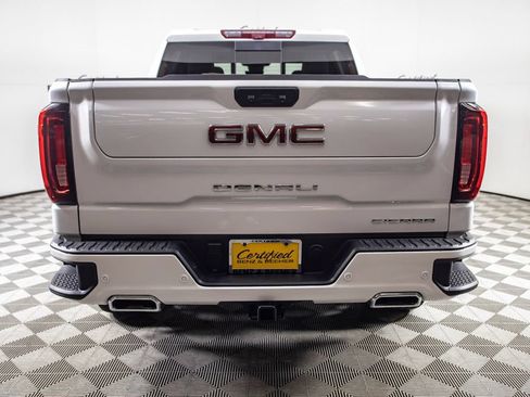 Used 2023 GMC Sierra 1500 Denali w/ Denali Reserve Package AWD/4WD image 7