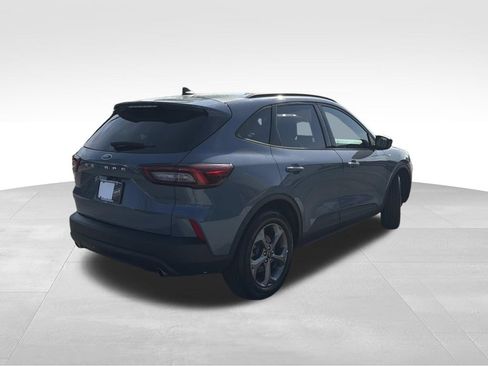 Used 2025 Ford Escape ST-Line image 3
