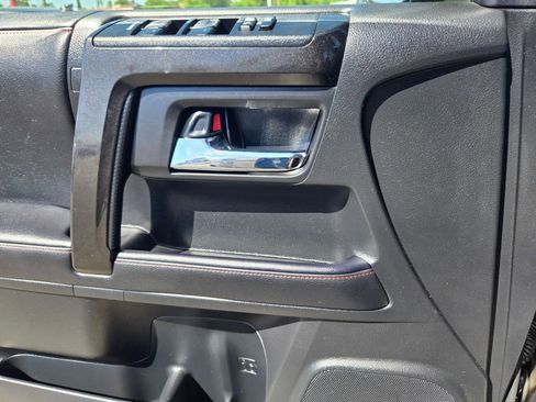 Used 2023 Toyota 4Runner TRD Off-Road AWD/4WD image 14