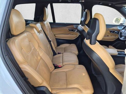 Used 2016 Volvo XC90 T6 Inscription w/ Vision Package AWD/4WD image 18