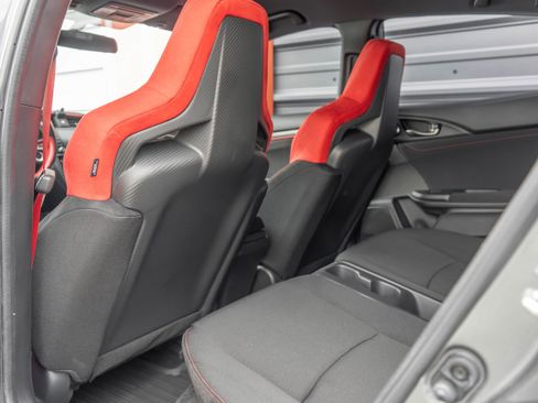 Used 2019 Honda Civic Type R image 25