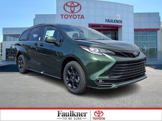New 2026 Toyota Sienna XLE Woodland Edition video 1