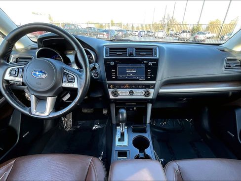 Used 2017 Subaru Outback 3.6R Touring w/ Popular Package #5A image 15