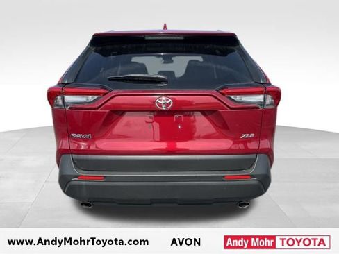 Used 2019 Toyota RAV4 XLE Premium image 7
