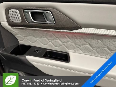 New 2026 Ford Explorer Platinum w/ LUX Leather Package image 31