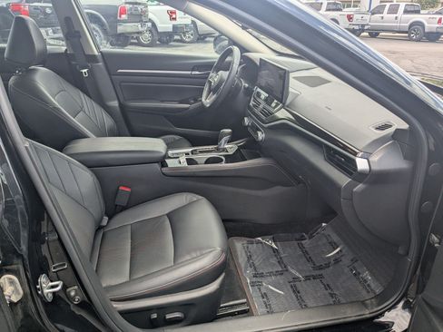Used 2024 Nissan Altima 2.5 SR AWD/4WD image 34