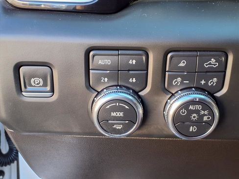 Used 2024 GMC Sierra 1500 Denali Ultimate image 13