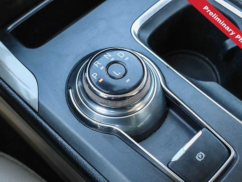 Used 2019 Ford Fusion SEL FWD image 17