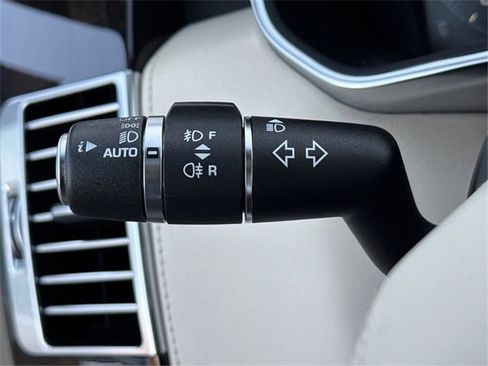 Used 2015 Land Rover Range Rover Autobiography image 19