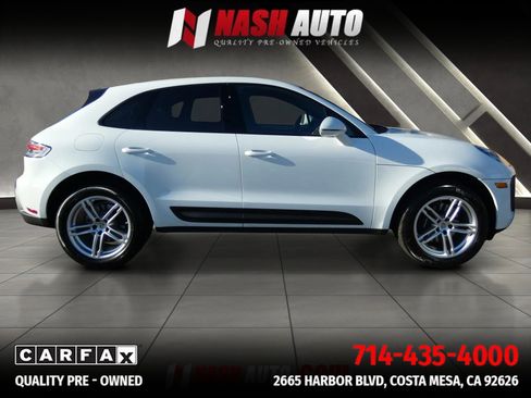 Used 2024 Porsche Macan AWD/4WD image 19