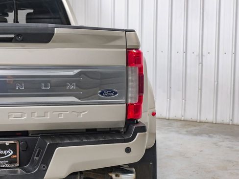 Used 2018 Ford F350 Platinum w/ Platinum Ultimate Package AWD/4WD image 52