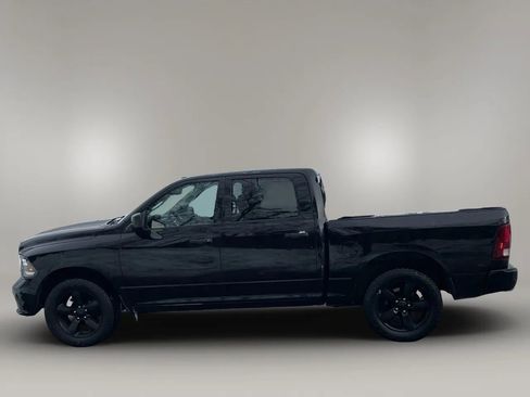Used 2014 RAM 1500 Express w/ Black Ram 1500 Express Group image 9
