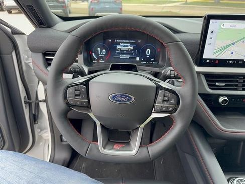 New 2026 Ford Explorer ST image 12