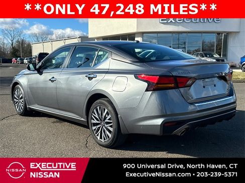 Certified 2023 Nissan Altima 2.5 SV w/ SV Premium Package image 4