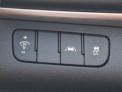 Used 2020 Hyundai Elantra SE w/ Cargo Package (C1) image 23