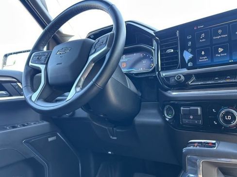 Used 2023 Chevrolet Silverado 1500 RST w/ Convenience Package II AWD/4WD image 22