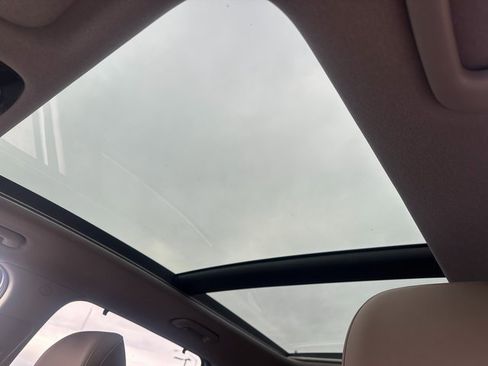 Used 2023 Hyundai Santa Fe Limited w/ Cargo Package image 24