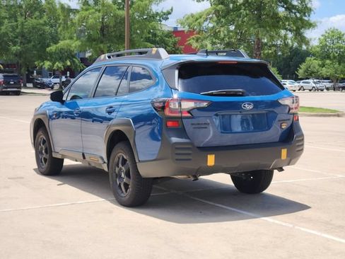 Used 2025 Subaru Outback Wilderness AWD/4WD image 8