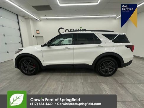 Certified 2025 Ford Explorer ST image 2