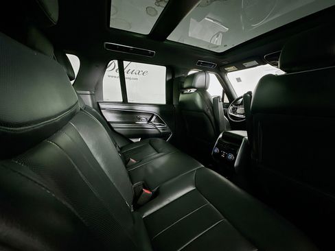 Used 2023 Land Rover Range Rover SE AWD/4WD image 25