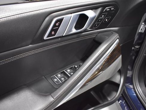 Used 2025 BMW X6 xDrive40i image 15