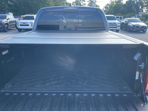 Used 2023 Toyota Tacoma SR5 RWD image 11