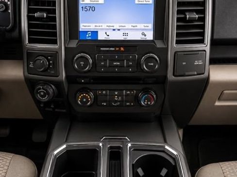 Used 2019 Ford F150 XLT w/ Equipment Group 301A Mid AWD/4WD image 30