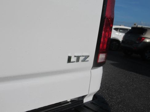 Used 2024 Chevrolet Silverado 2500 LTZ w/ LTZ Plus Package image 9