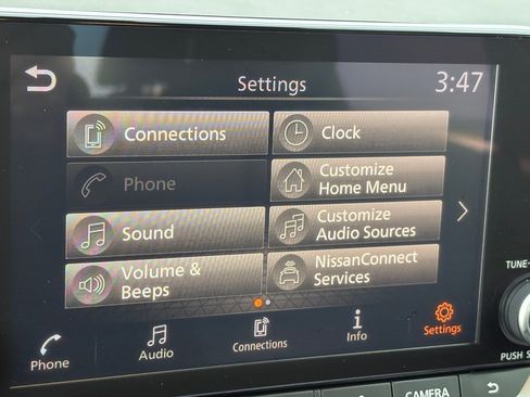 Certified 2023 Nissan Rogue SV image 25